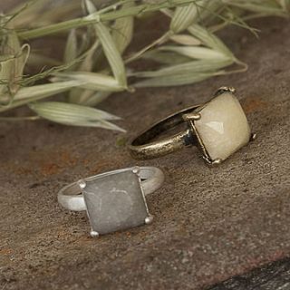 square stone ring by tutti&co