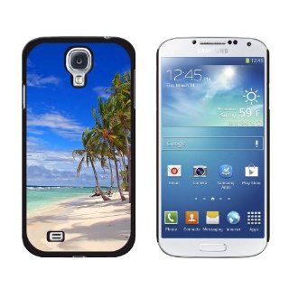 Graphics and More Tropical Beach   Island Sky Clouds Vacation   Snap On Hard Protective Case for Samsung Galaxy S4   Non Retail Packaging   Black Cell Phones & Accessories