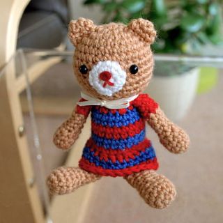 lucy the handmade amigurumi bear by hannah chan