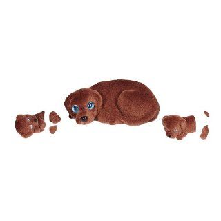 Puppy in My Pocket Mom and Babies   Chocolate Lab Toys & Games