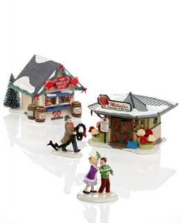 Department 56 Snow Village   Reindeer Stables Collectible Figurine   Retired   Holiday Lane