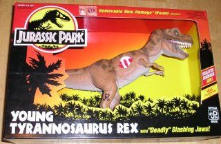 Jurassic Park Young Tyrannosaurus Rex Deadly Slashing Jaws Toys & Games