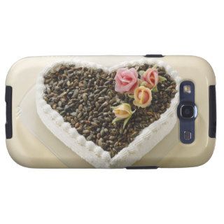 Heart shape wedding cake with flower, close up samsung galaxy s3 case