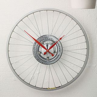 bike sprocket wheel clock by vyconic