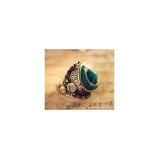 JE136 Antique Ring, Faux Emerald Ring, Vintage Ring, Hat Ring, Carving Ring  Fashion Ring  Beauty