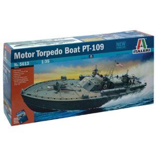 Italeri Motor Torpedo Boat PT 109 Model Kit Toys & Games