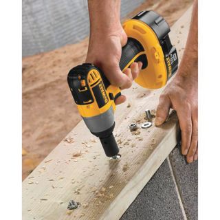 DEWALT Cordless Impact Wrench Kit — 1/2in., 18 Volt, Model# DC820KA  Impact Wrenches