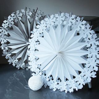 paper luxe supersize snowflake decorations by pearl and earl