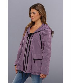 Accomplish a relaxed look with the All Live Anorak jacket. Front