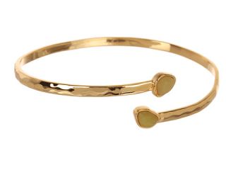 Add a touch of elegance to your ensemble with this stunning cuff