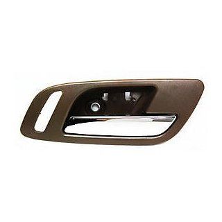CHEVY AVALANCHE 07 12 FRONT DOOR HANDLE RIGHT INSIDE, Lever & Housing (Cashmere) Automotive
