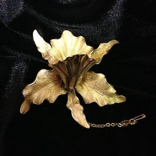 vintage art deco flower brooch by iamia