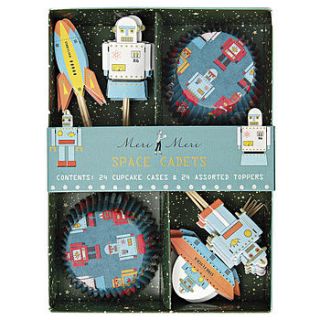 3d robot cupcake kit with toppers by posh totty designs interiors