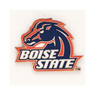 BOISE STATE BRONCOS OFFICIAL LOGO LAPEL PIN  Sports Related Pins  Sports & Outdoors
