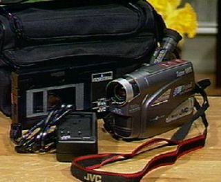 JVC 300x Zoom Super VHS C ET EIS Camcorder w/ Color View —