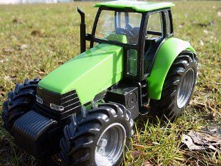 Ferngesteuerter RC Traktor 132 mit Beleuchtung 234 Spielzeug