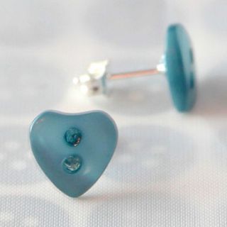 handmade heart button studs by button it