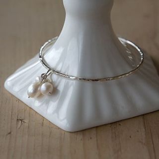 silver freshwater pearl bangle by samphire jewellery