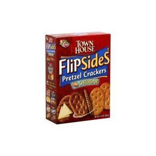 Town House FlipSides Pretzel Crackers, CHEDDAR, 11.7 Ounce Boxes (Pack of 4)  Packaged Rice Crackers  Grocery & Gourmet Food