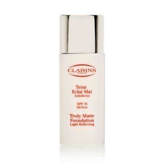 Clarins Truly Matte Foundation Light Reflecting SPF 15 Oil Free 04 Latte  Foundation Makeup  Beauty