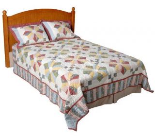 Country Living Apple Blossom 100Cotton King Size Quilt with Shams —