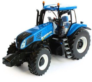Britains New Holland T8.390 Tractor Toys & Games