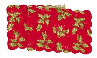 Quilted Scallop Christmas Table Runner   Christmas Tablerunner