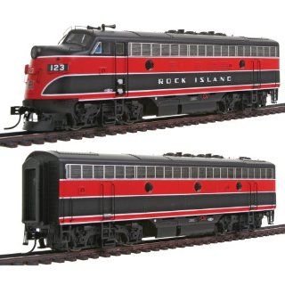 Wm. K. Walthers, Inc. / PROTO  2000 HO Scale Diesel EMD F7A B Set Powered with Sound and DCC Rock Island #123 and 123B Toys & Games
