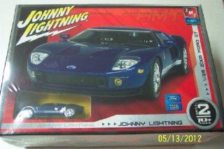 AMT 125 2005 Ford GT Toys & Games