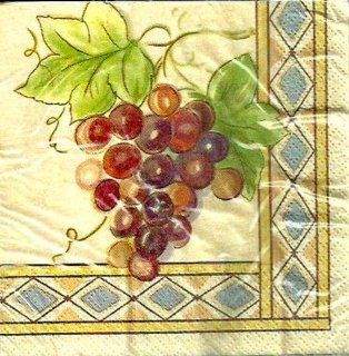 Italian Pottery Grapes Beverage Napkins 16 ct Toys & Games