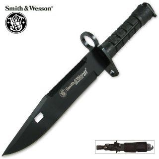 Smith & Wesson SW2B Special Ops M 9 Bayonet Fixed Blade Knife, Black