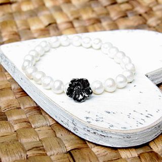 flower and freshwater pearl bracelet by myhartbeading