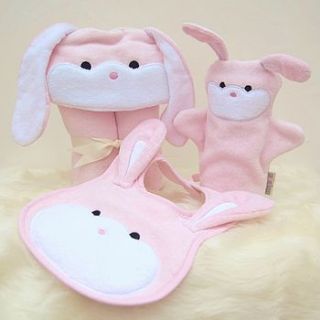 bunny baby towel gift set by bathing bunnies