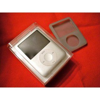 Apple iPod nano 4 GB 3rd Generation (Silver)  (Discontinued by Manufacturer)  Players & Accessories
