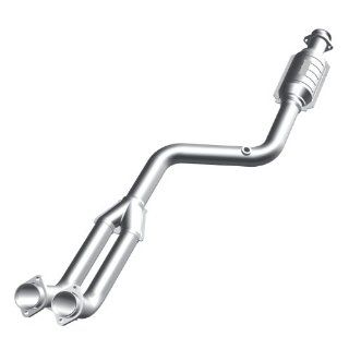 MagnaFlow Exhaust Products 36231 Direct Fit California Catalytic Converter Automotive