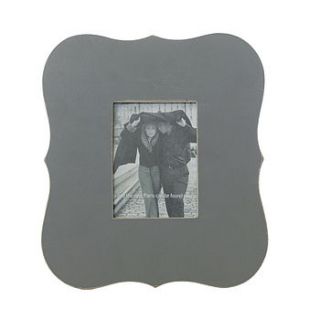 scalloped photo frame by redpaperstar