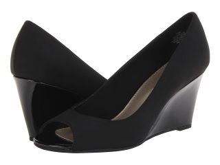 Bandolino Tufflove Womens Wedge Shoes (Black)