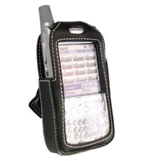 Technocel Fitted Leather Case with Clip for Palm Treo 650   Black Cell Phones & Accessories