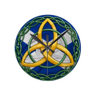 Celtic Trinity Knot Round Clock