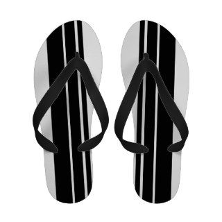 Black lines Sandals