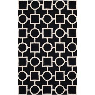 Safavieh Handmade Moroccan Cambridge Black/ Ivory Wool Rug (6 X 9)