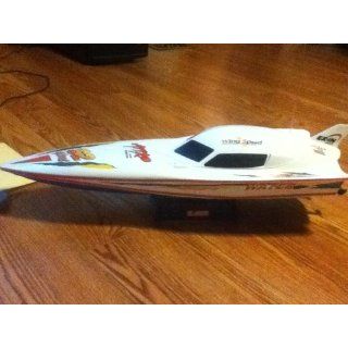 28" Blazingly Fast Victory EP Racing RC Boat EP777 Toys & Games