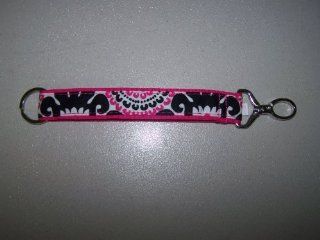 Thirty One Hang It up Key Fob Pink POP Medallion 