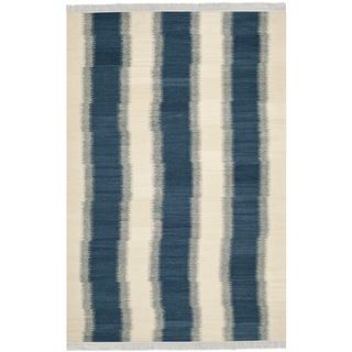 Safavieh Hand woven Navajo Kilim Blue/ Ivory Wool Rug (5 X 8)