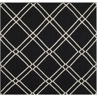 Safavieh Handwoven Moroccan Dhurrie Geometric Black/ Ivory Wool Rug (6 Square)