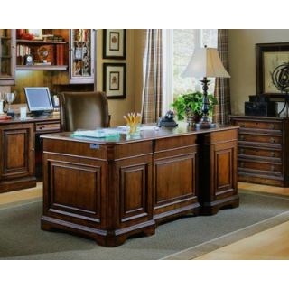 Hooker Furniture Brookhaven 72 W 7 Drawer Executive Desk 281 10 562