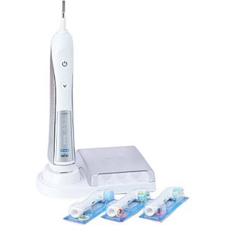 BRAUN   Oral B Professional Care Triumph 4000 electric toothbrush