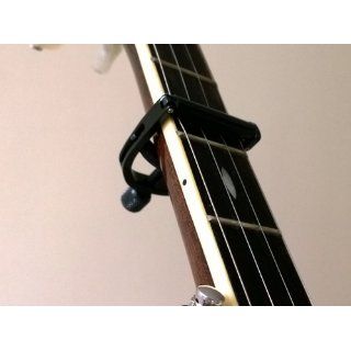 Paige Banjo/Mandolin Capo fits up to the 4th Fret on a 5 string black Musical Instruments