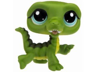 Littlest Pet Shop Special Edition Pet Happiest #987 Alligator (Crocodile) with Slippers and Sunglasses Toys & Games