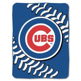Chicago Cubs 60"x80" Royal Plush Raschel Throw Blanket  Sports Fan Throw Blankets  Sports & Outdoors